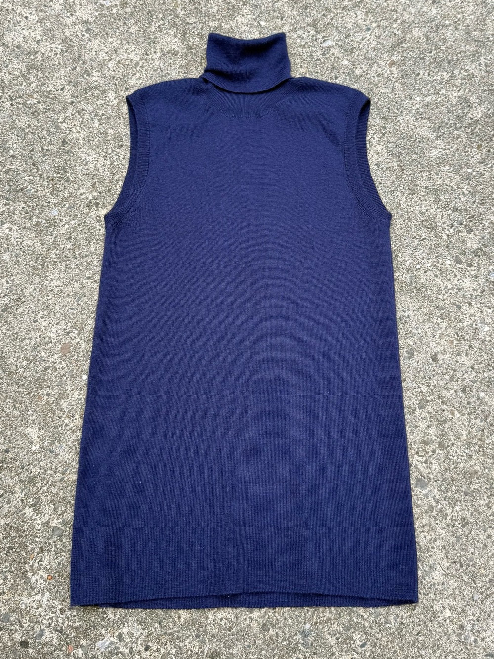 Prada Sleeveless Turtleneck Cashmere Top in Navy Blue Size 44